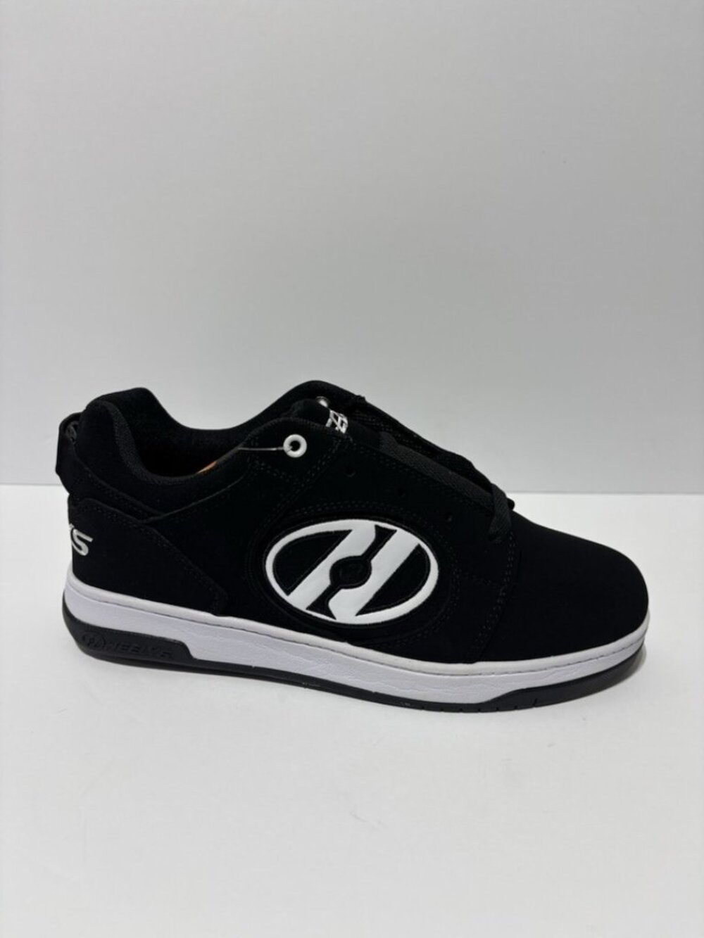 Heelys Men’s Voyager Black/White Skate Shoes, Size 8 M